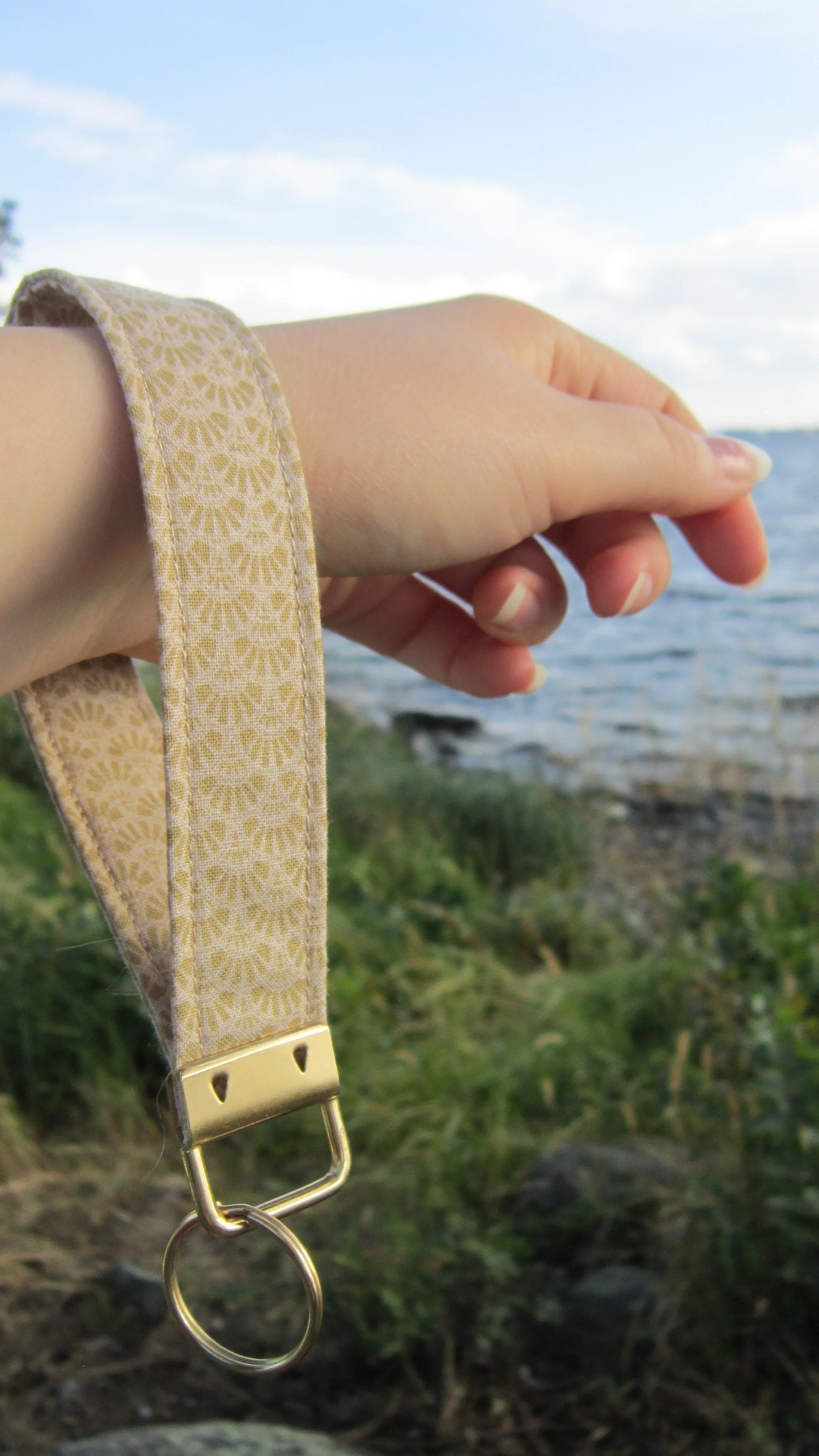 Beige Wristlet-avaimenperä - Hilla Lifestyle