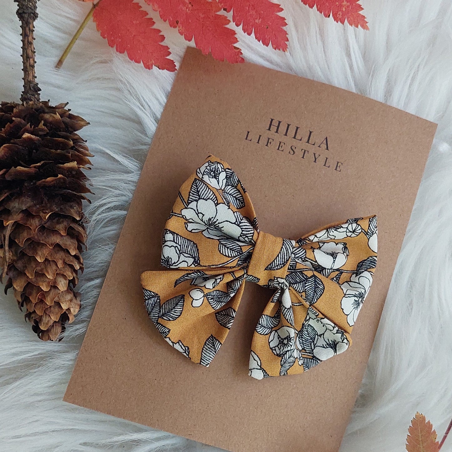 Hiusrusetti kukka puuvillakangas - Hilla Lifestyle