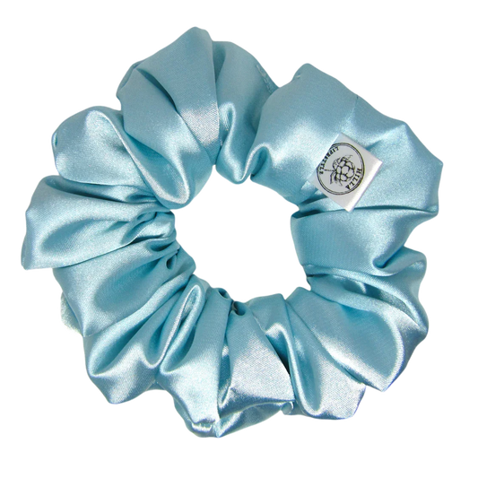 Normaali Vaaleansininen satiini scrunchie - Hilla Lifestyle